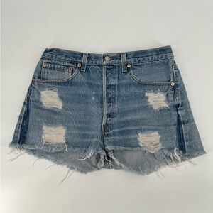 Levi’s Button Fly Distressed Cut Off Jean Shorts Size 29 Women’s